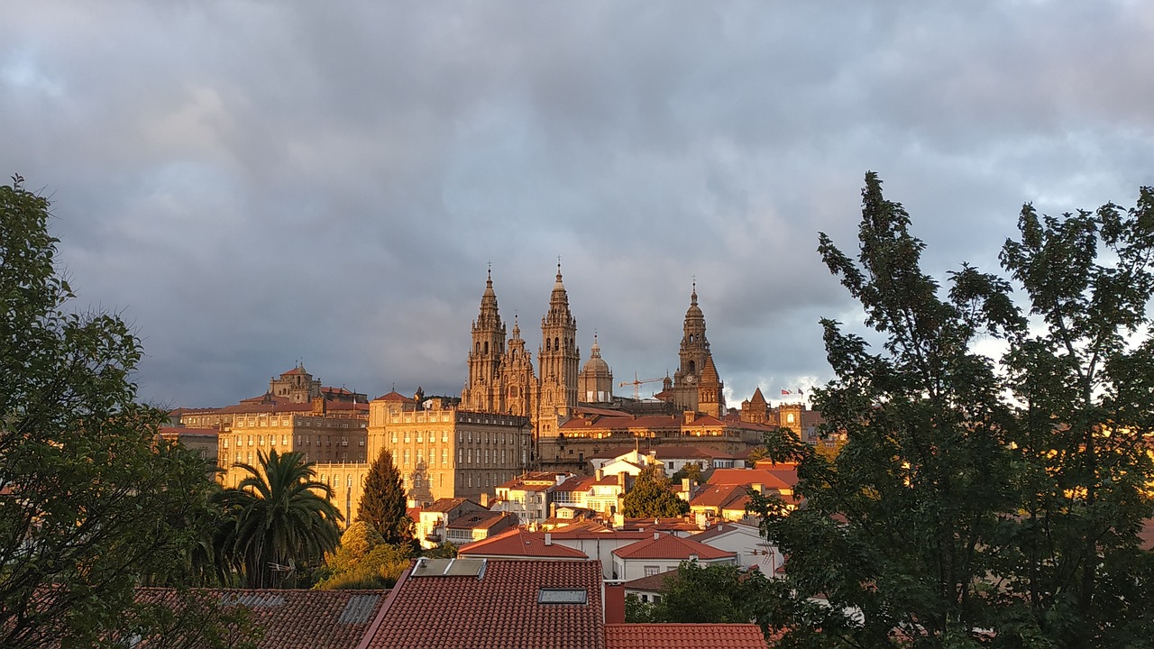 santiago de compostela 3698078 1280