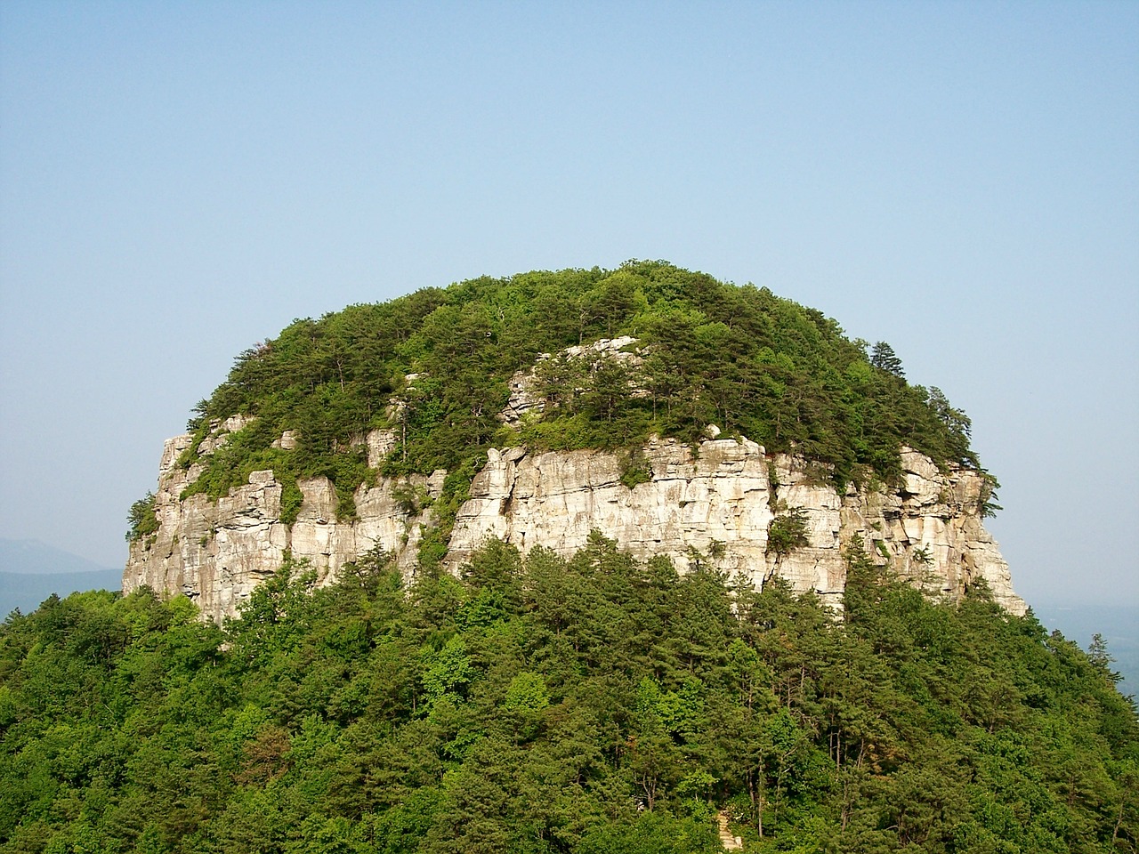 pilot mountain 1985686 1280