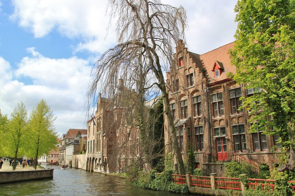 Best Places to Visit in Bruges