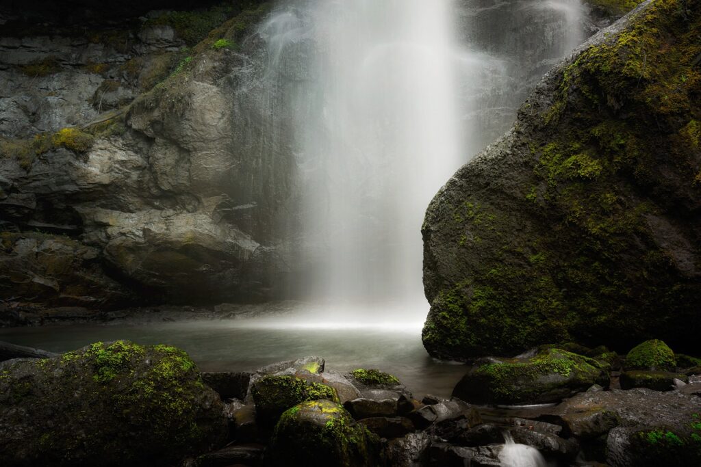 Llanos de Cortez Waterfall